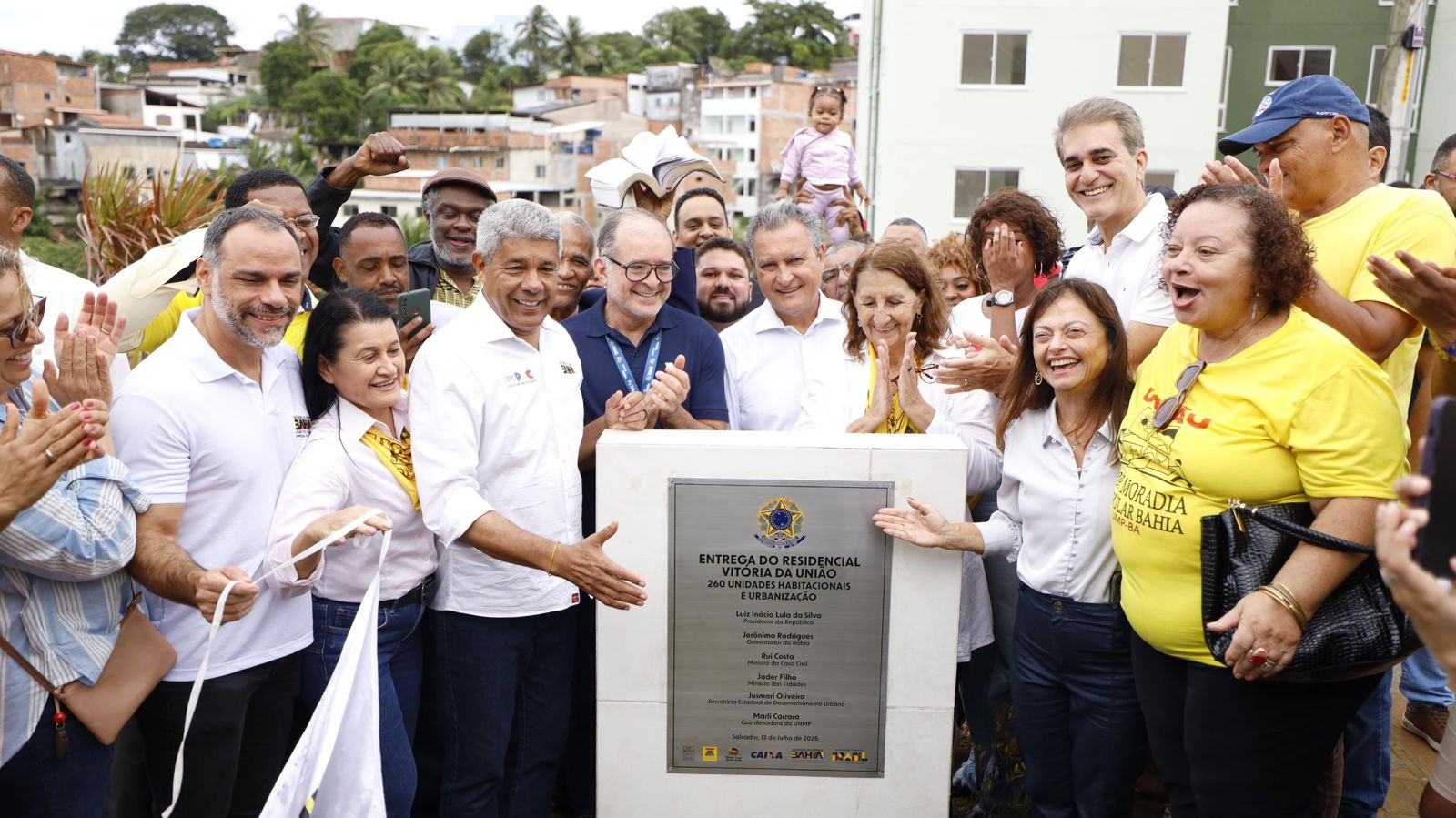 Após retomadas de obras em Salvador, Jerônimo e Rui Costa entregam 260 moradias do Minha Casa Minha Vida, em São Gonçalo do Retiro