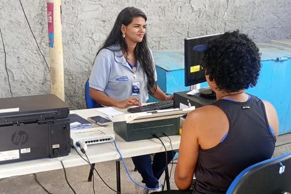 Escritório móvel da Embasa