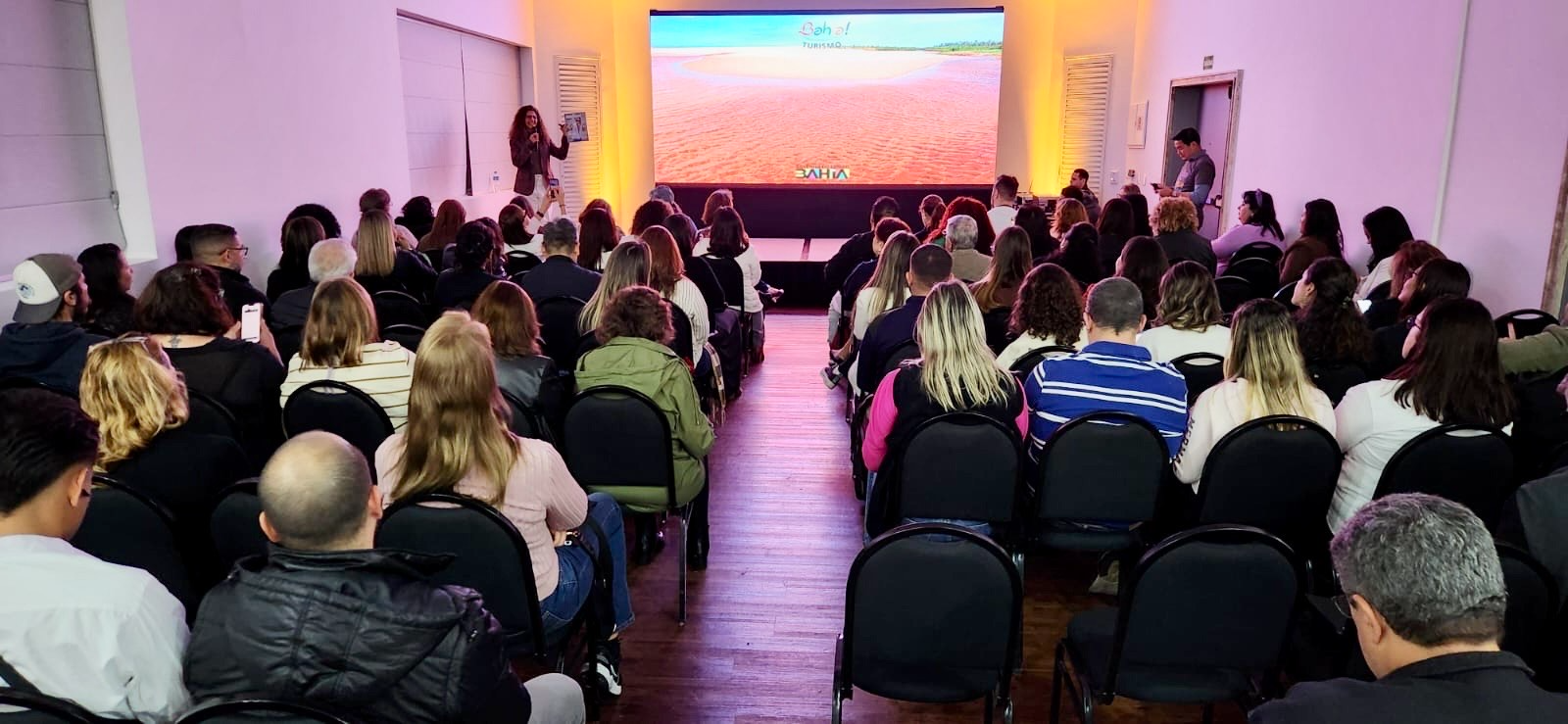 Setur-BA reforça promoção do destino Bahia no mercado do turismo sênior