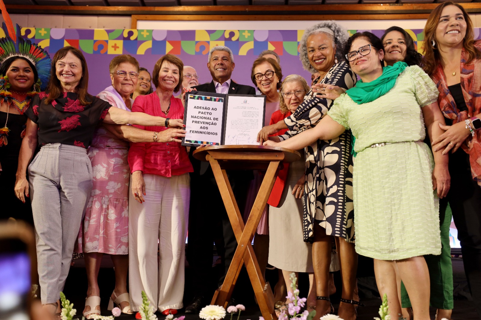 Bahia abre 5ª Conferência Estadual de Políticas para as Mulheres com anúncios e pactos para fortalecimento dos direitos femininos