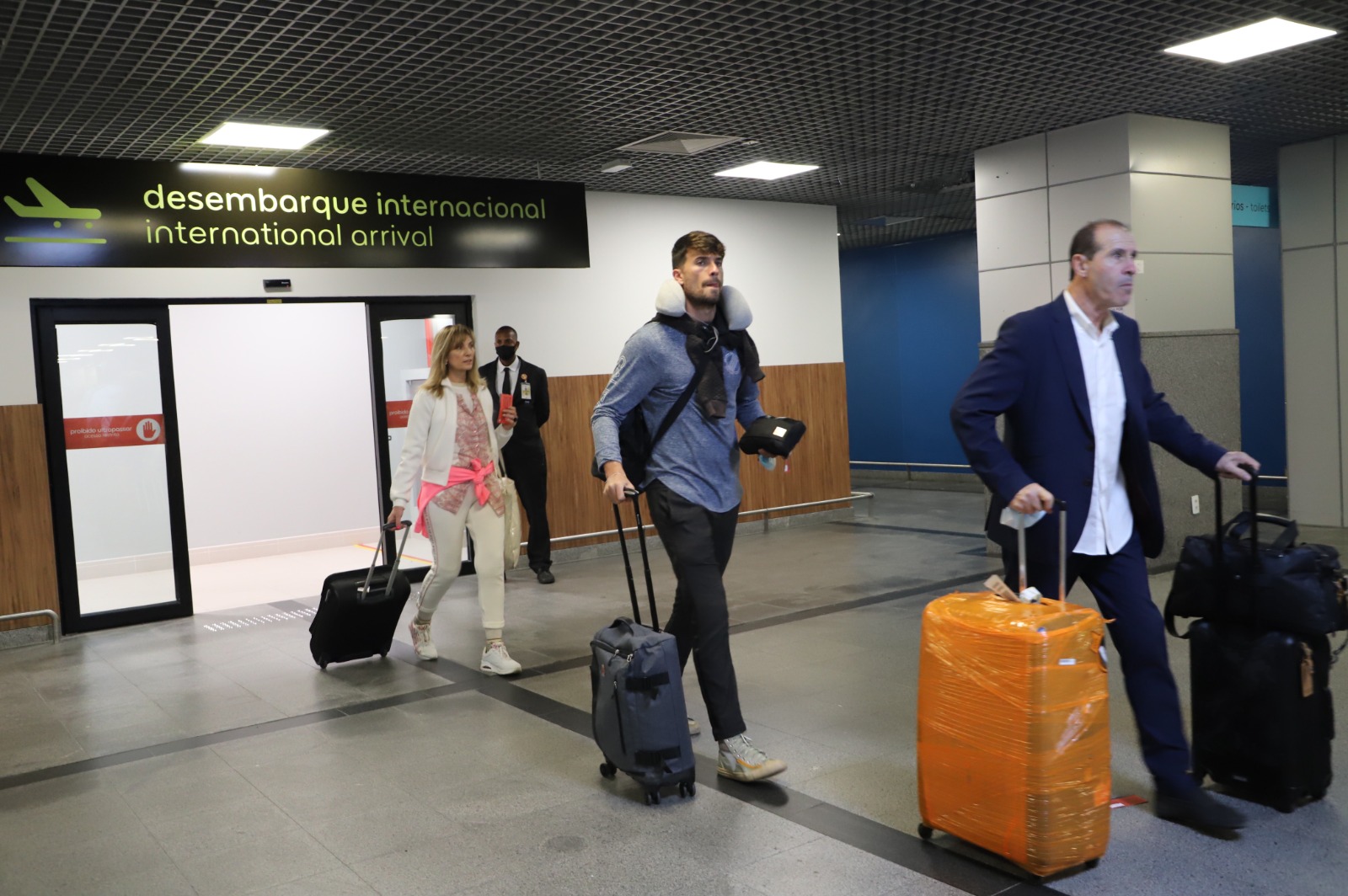 Ampliação da malha aérea e promoção do destino Bahia fazem aumentar o número de turistas estrangeiros no estado