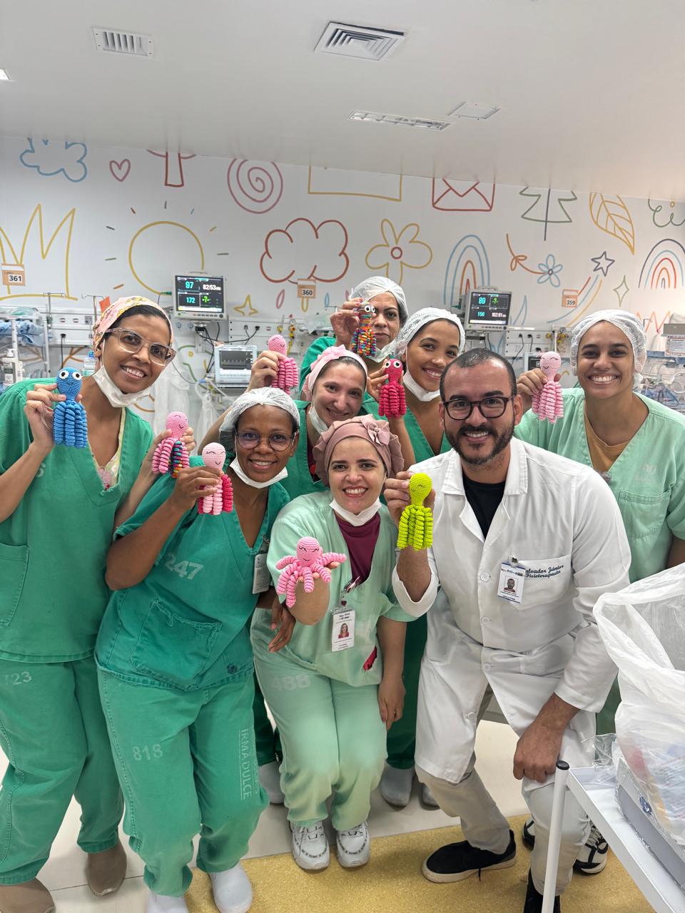 Projeto “Migas Polvinhos” chega ao HRJ e fortalece cuidado humanizado com bebês prematuros