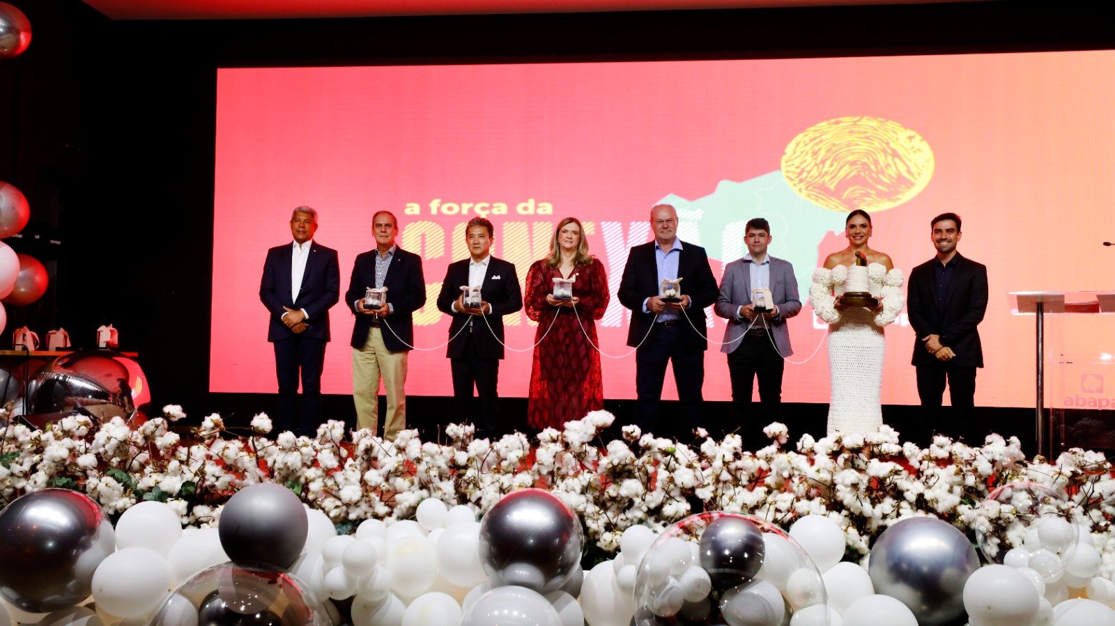 Em Luís Eduardo Magalhães, Jerônimo participa das comemorações pelos 25 anos da Abapa