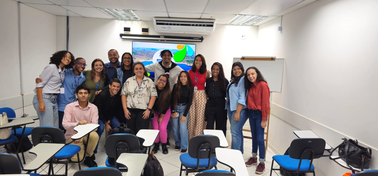 Estagiários da Secom visitam e conhecem o trabalho da Embasa e aprendem sobre os desafios da comunicação pública