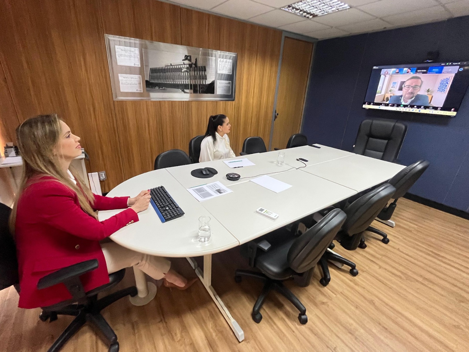 A convite do BID, Bahia apresenta Programa de Qualidade do Gasto para servidores da América Latina e Caribe