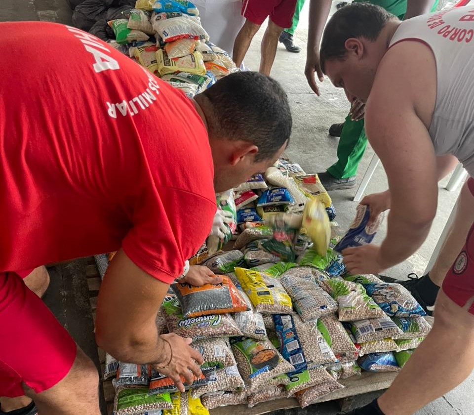 Corrida Circuito 100 Anos de Saúde arrecada 1,2 tonelada de alimentos para o Bahia Sem Fome