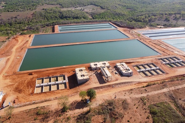 Obras da Embasa são