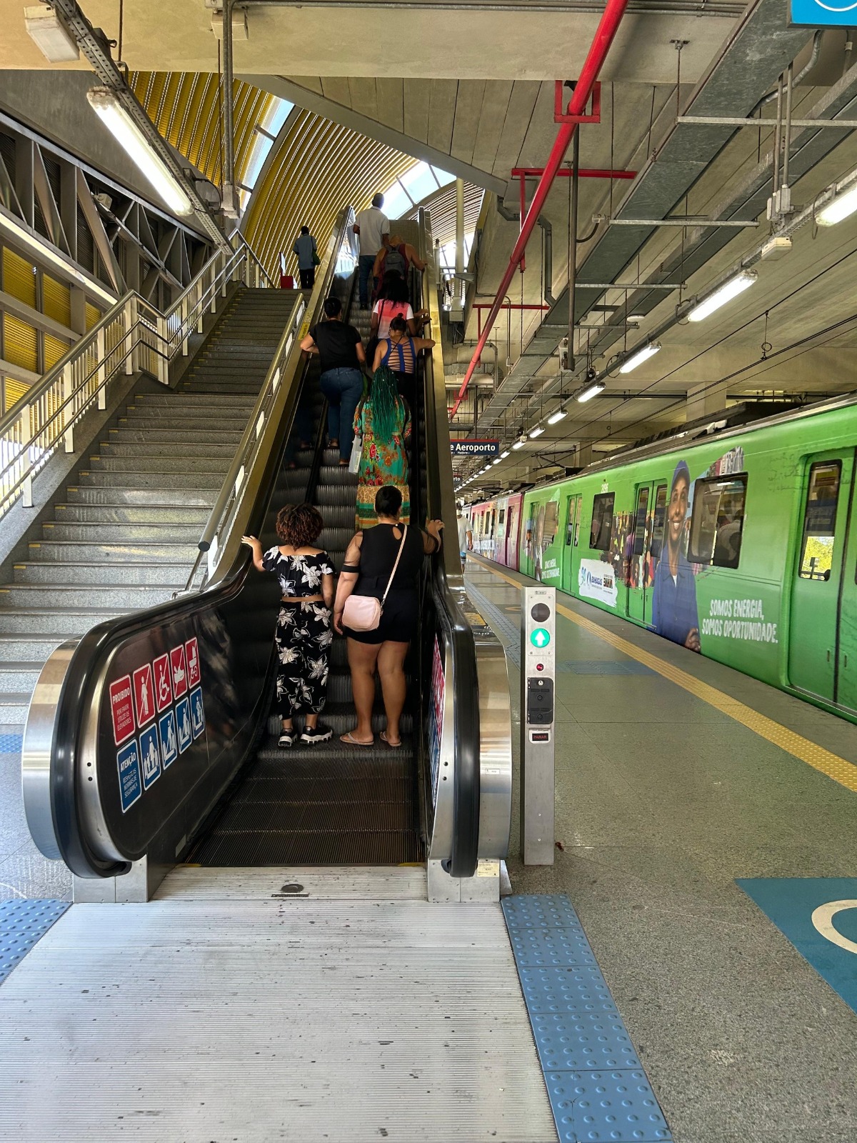 O volume de serviços na Bahia caiu 1,5% em novembro de 2025