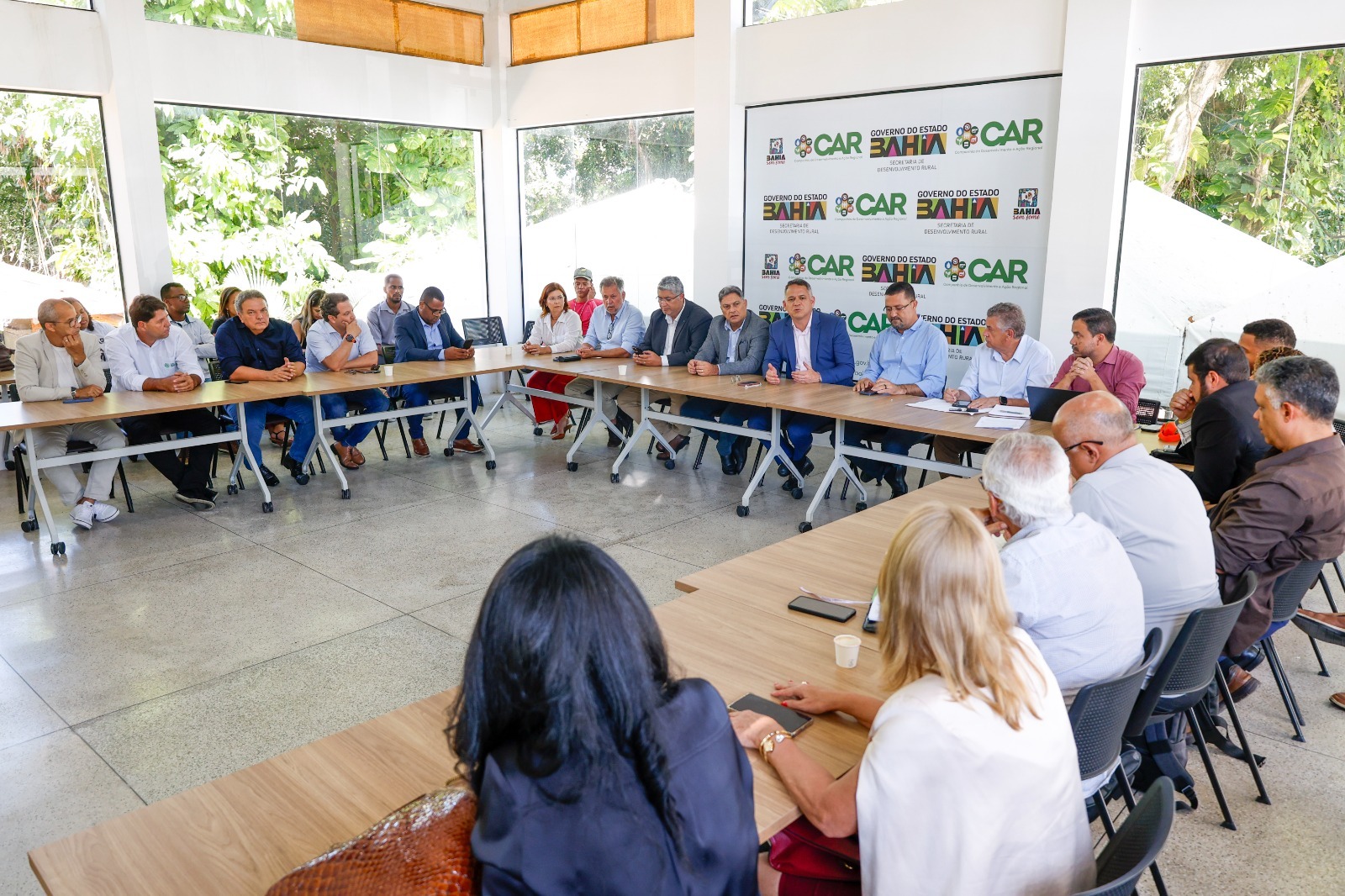  Governo do Estado cria comissão e discute junto aos produtores medidas para proteger produção de cacau