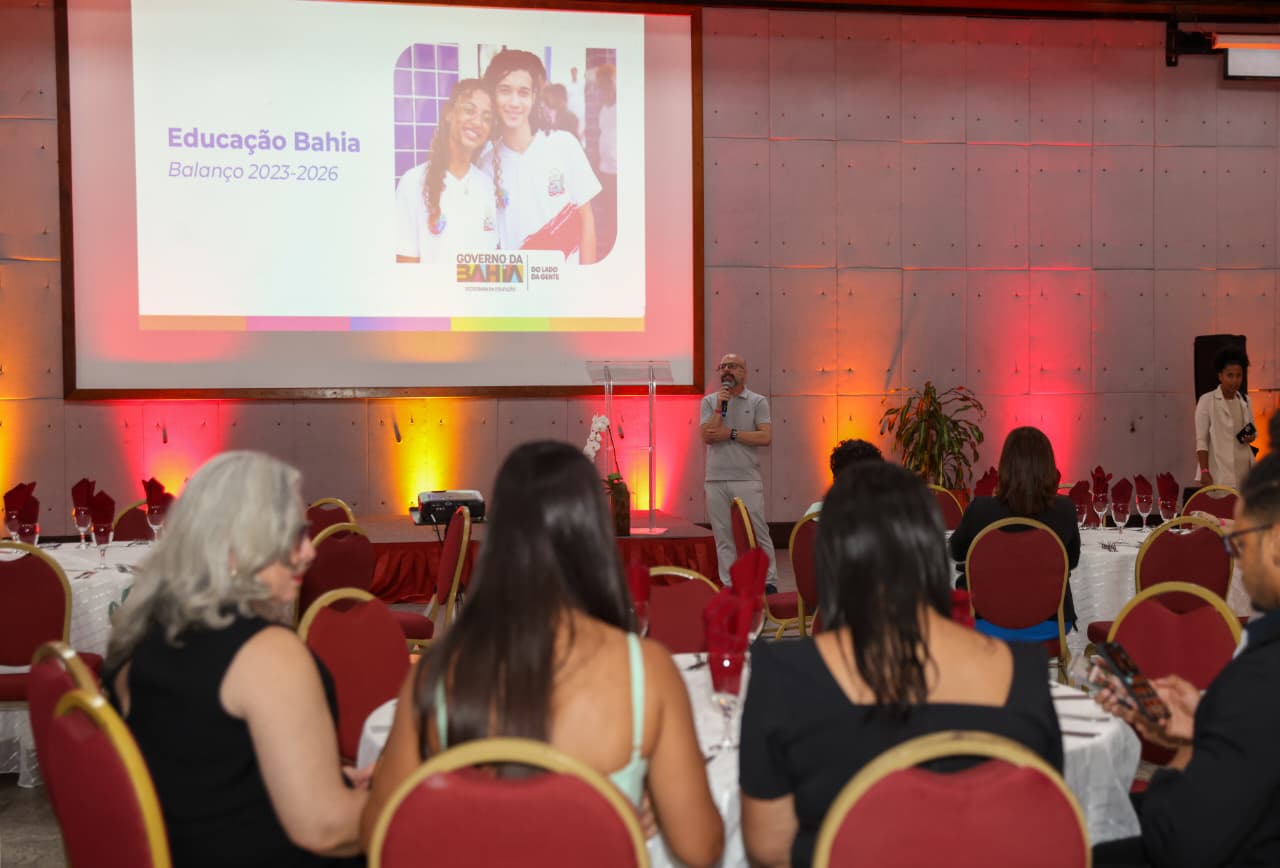 SEC reúne dirigentes e diretores territoriais para traçar estratégias de gestão da aprendizagem em 2026