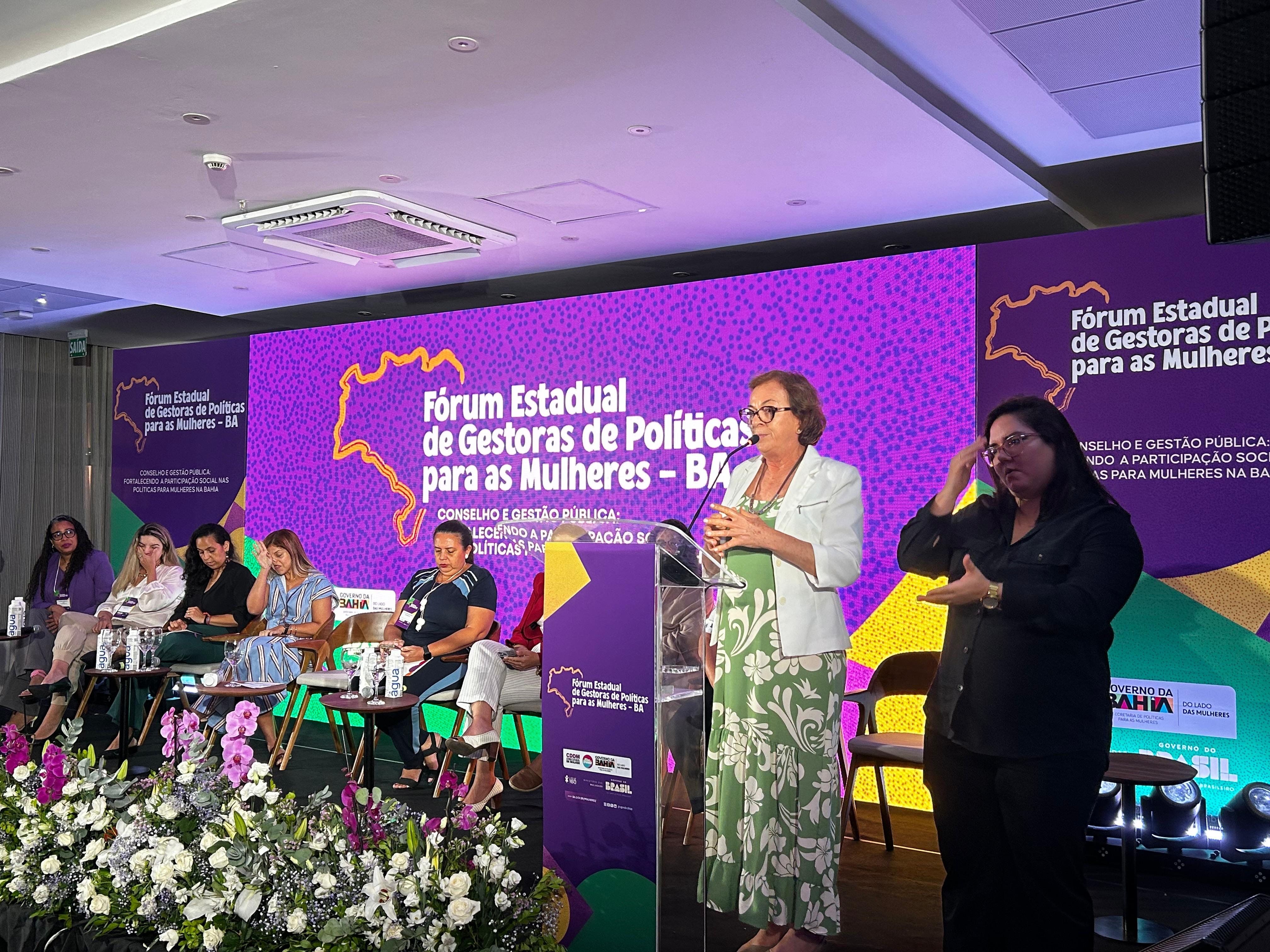 Bahia reúne representantes de cerca de 200 municípios em Fórum de Gestoras de Políticas para as Mulheres
