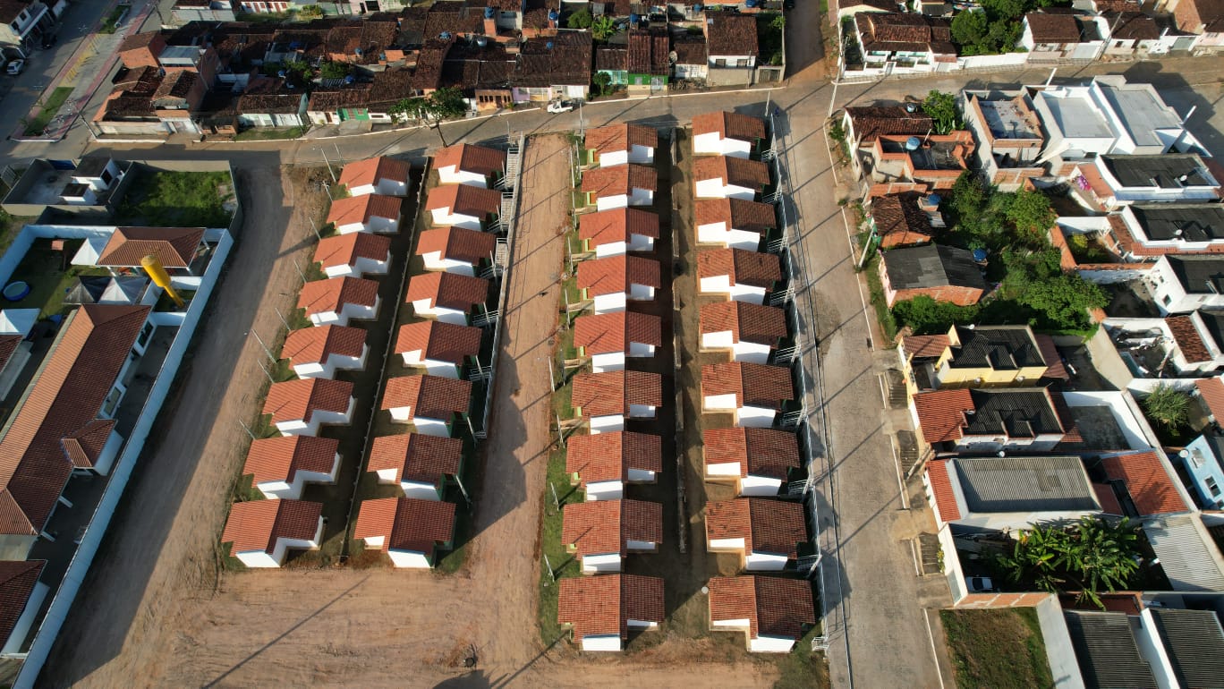 Governo da Bahia amplia infraestrutura e habitação e impulsiona mudanças urbanas em Ipiaú