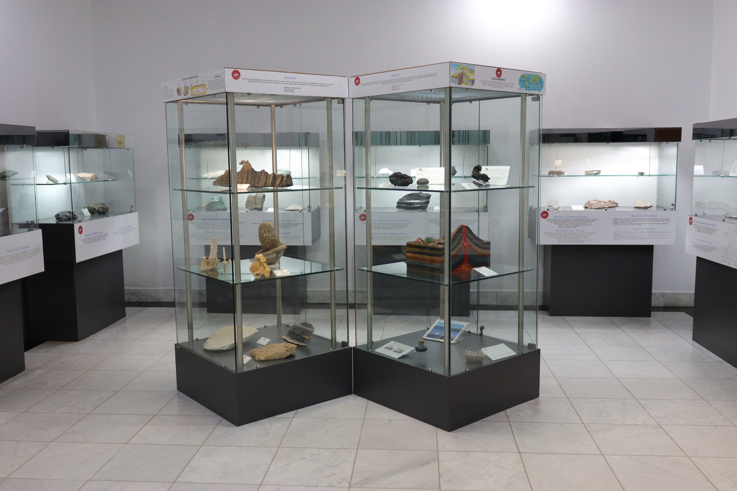 51 anos MGB: Coleção de 74 meteoritos passam a fazer parte do acervo do Museu Geológico da Bahia