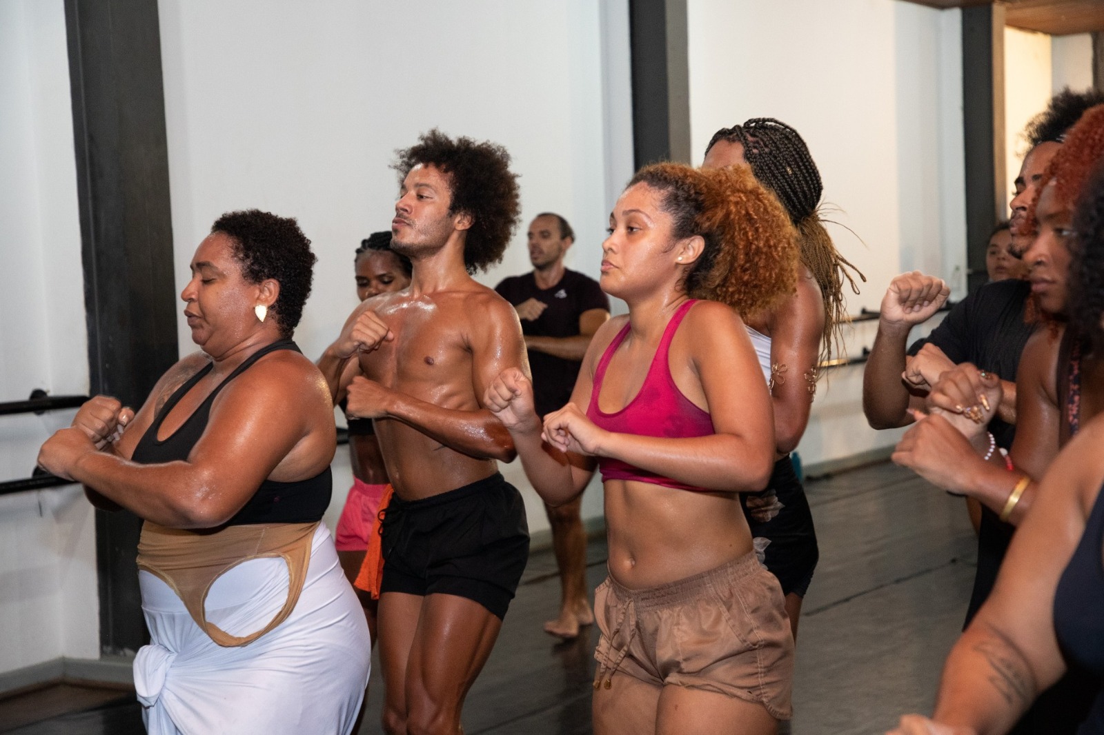 Programa de Qualificação em Artes abre inscrições para cursos gratuitos em seis linguagens