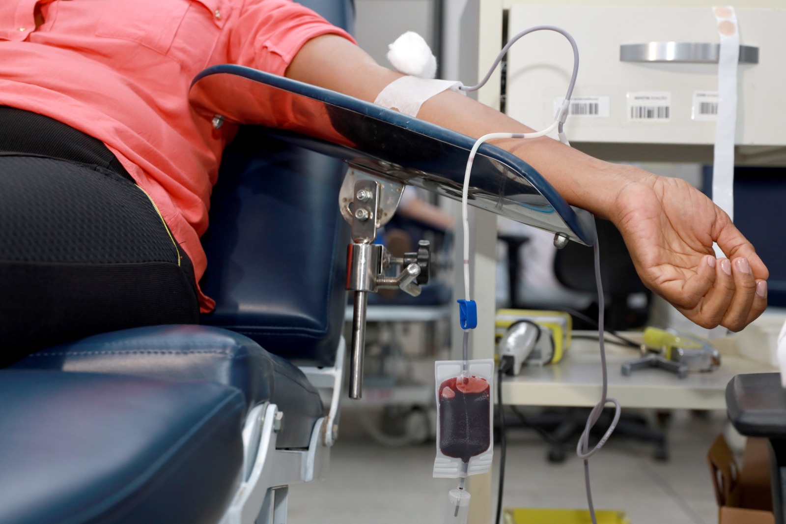 Hemoba divulga horários de atendimento e reforça importância da doação e sangue na Páscoa