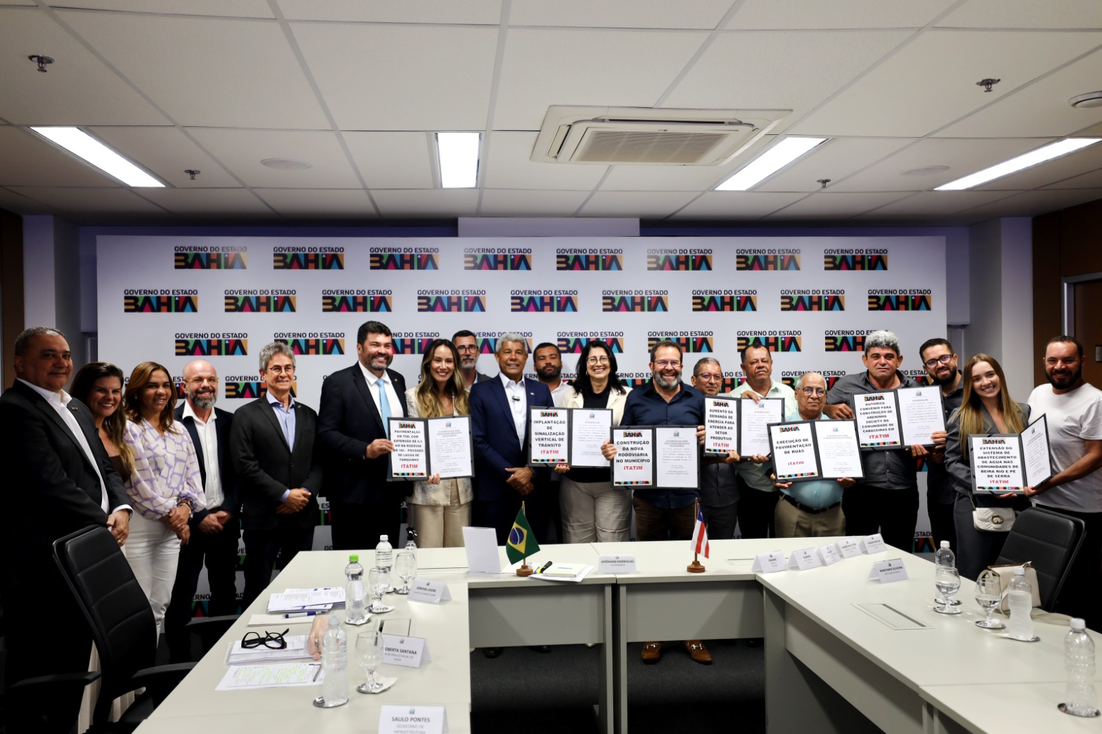 Governador Jerônimo Rodrigues anuncia novos investimentos para  Itatim e reforça parceria com gestão municipal