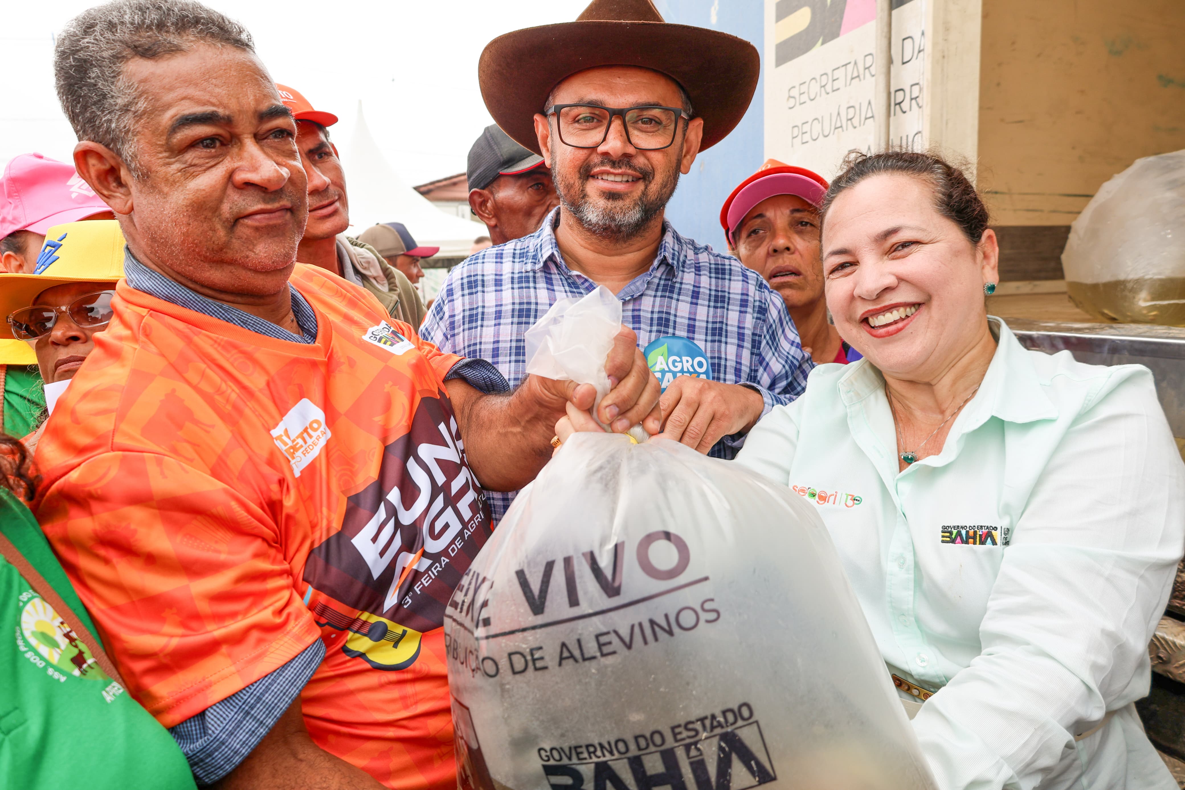  SEAGRI homenageia produtores do extremo sul e entrega equipamentos agrícolas na Euna Agro