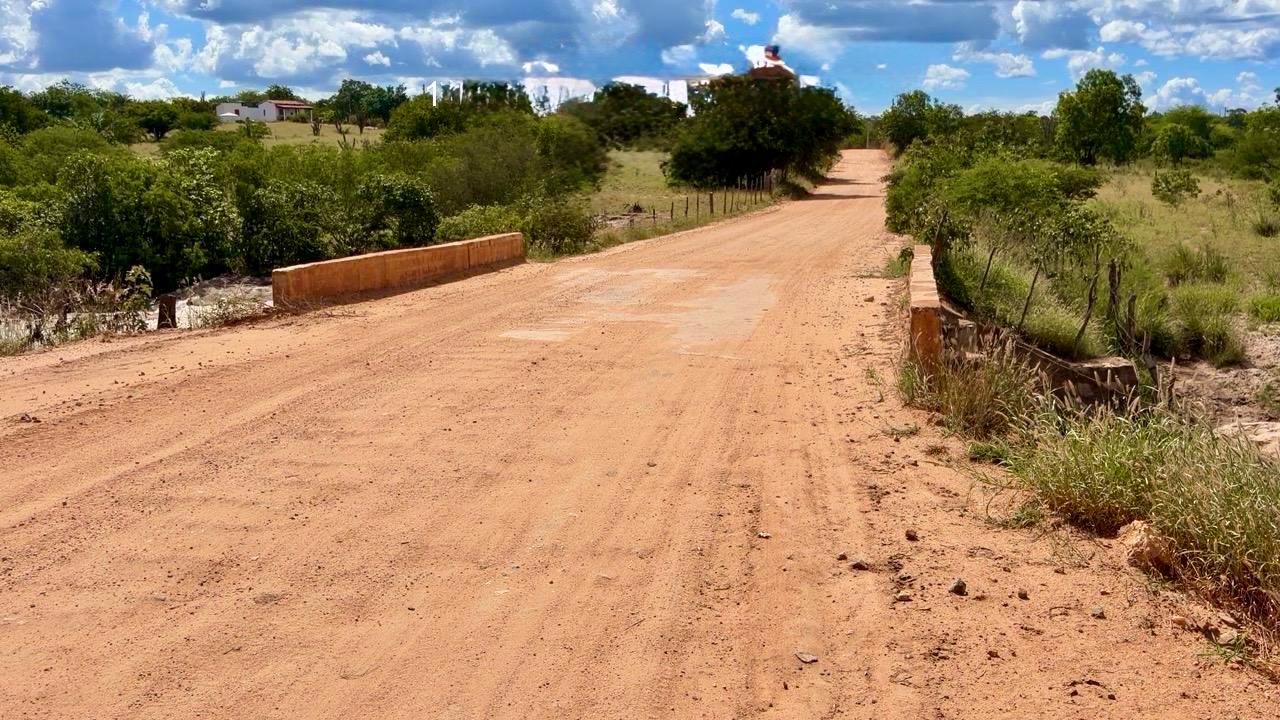 BA-381, entre Quijingue e o povoado de Cariacá, em Senhor do Bonfim