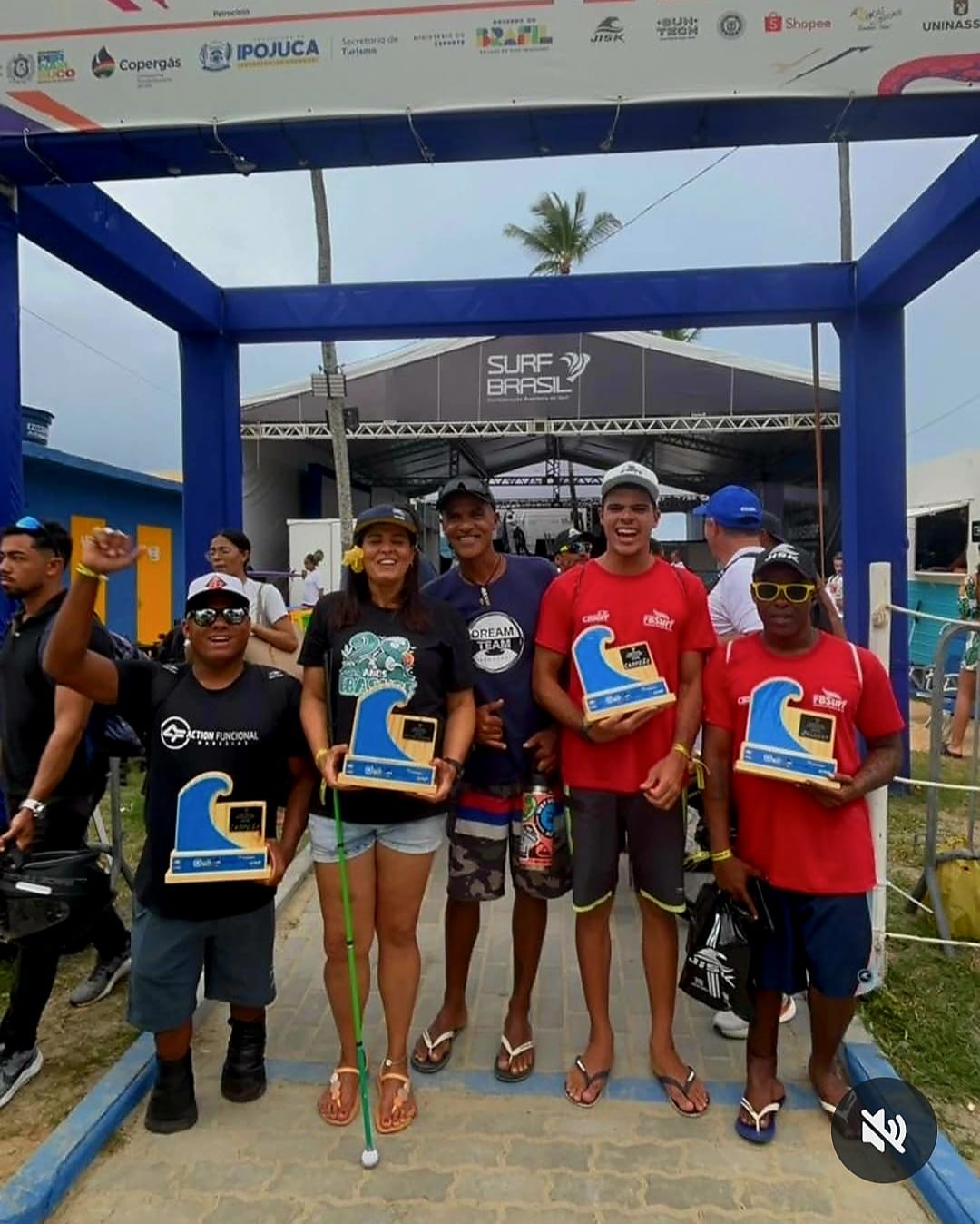 Surfistas baianos conquistam três pódios na Seletiva Mundial de Parasurf com apoio do Governo do Estado