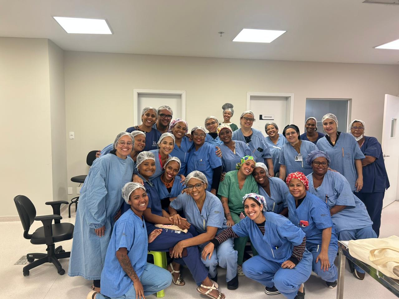 Capacitação, acolhimento e reconhecimento marcam Semana da Enfermagem no Hospital Metropolitano de Lauro de Freitas