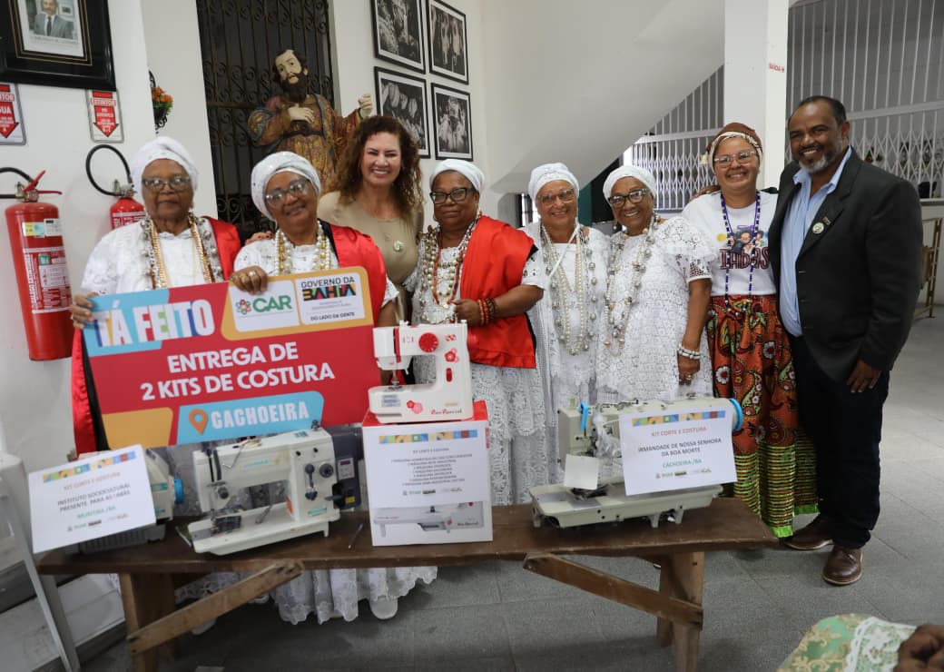 Governo da Bahia apoia empreendedorismo feminino com entrega de kits de costura no Recôncavo