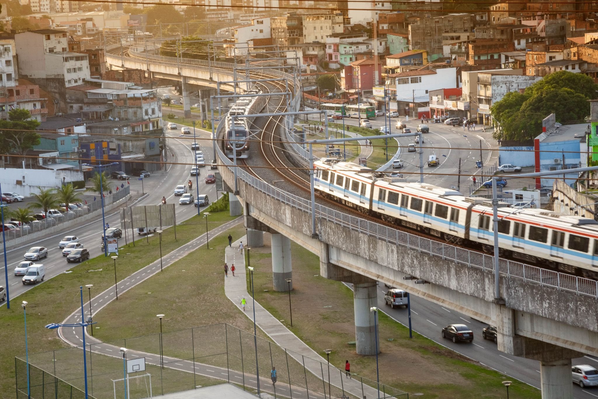 Metrô Bahia celebra 12 anos de operação e presenteia clientes com Wi-Fi nos trens