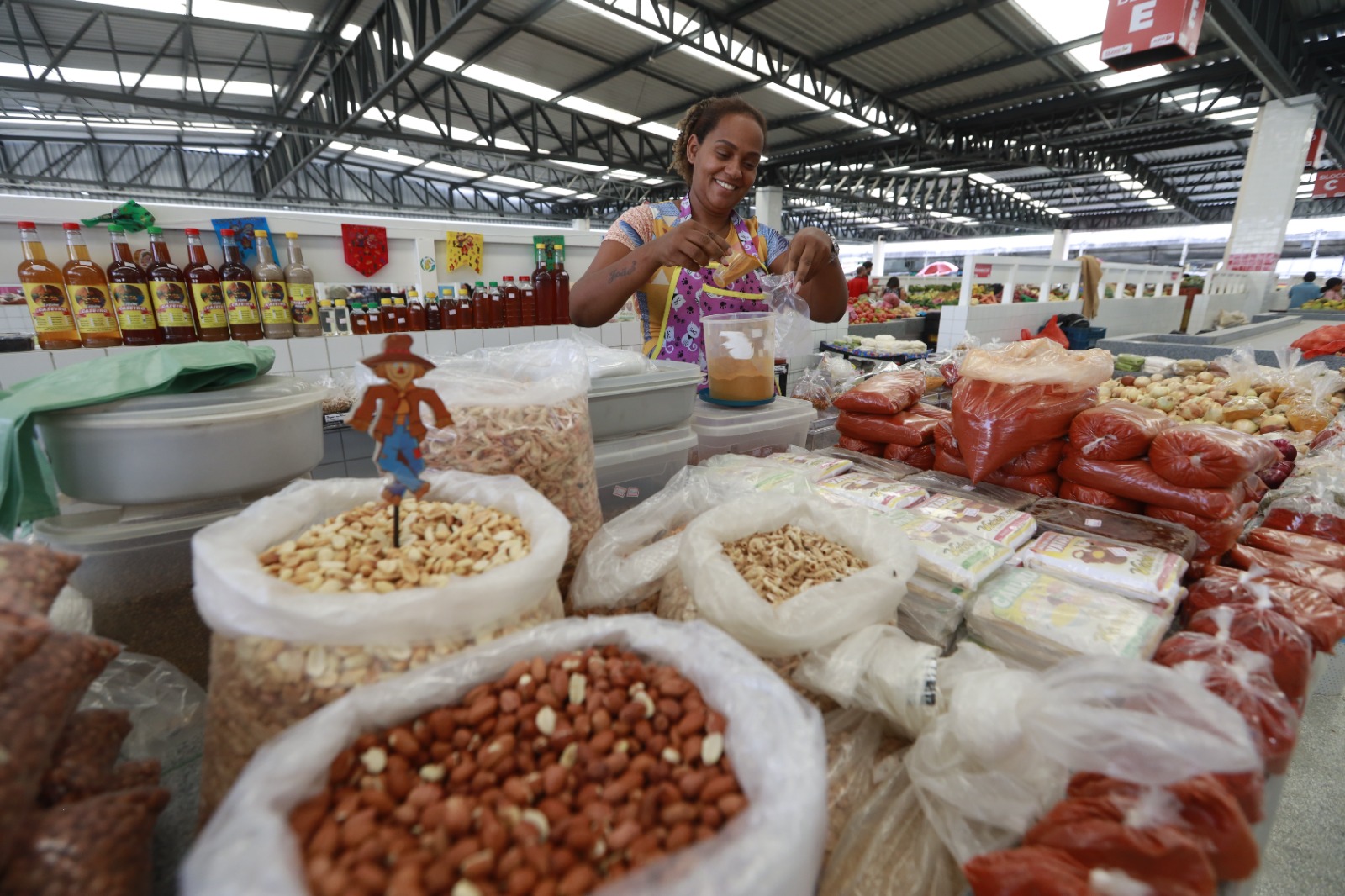Preço da Hora Bahia ajuda consumidores a economizar na compra dos ingredientes do tradicional caruru