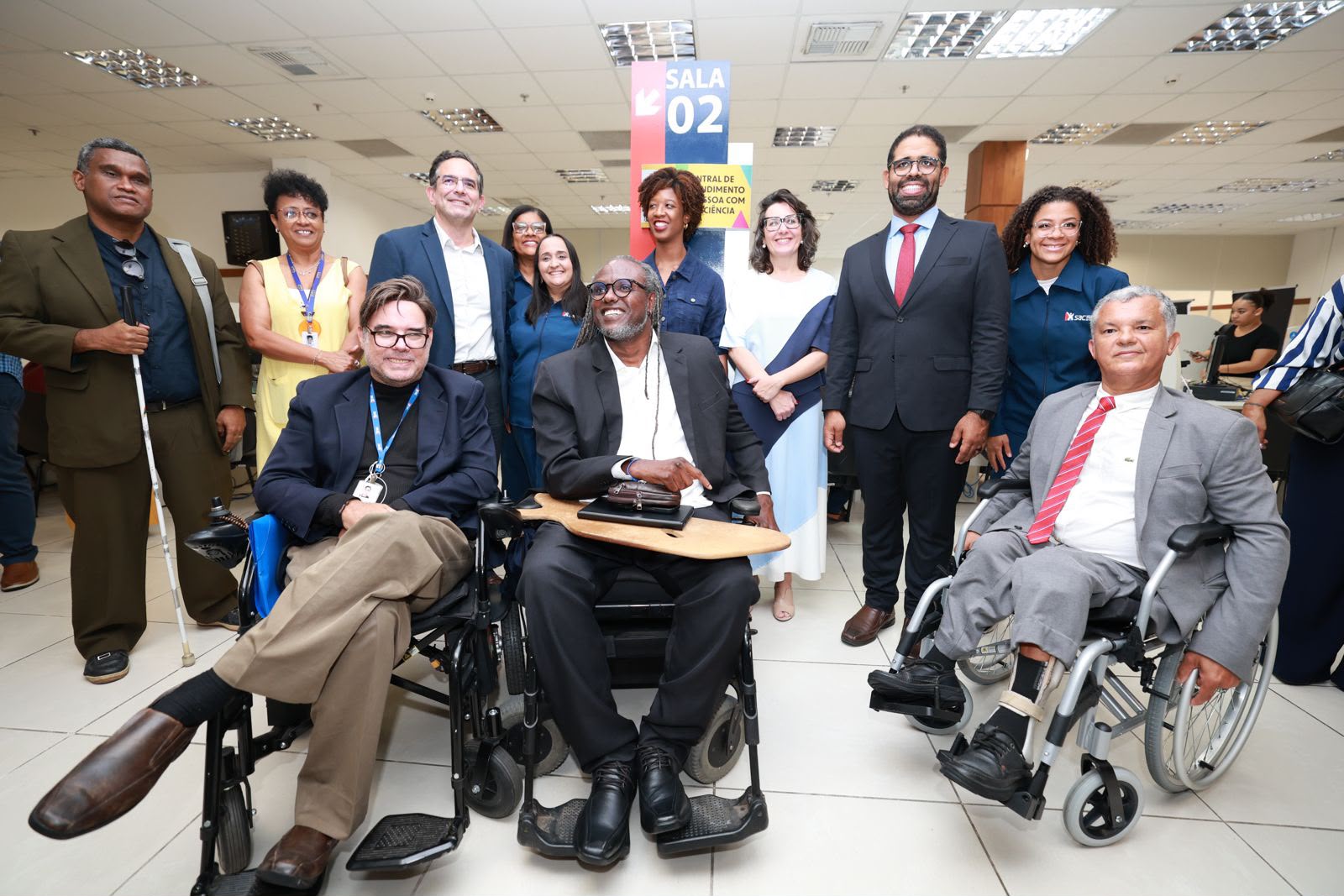 Comitiva do Ministério dos Direitos Humanos visita Central de Atendimento à Pessoa com Deficiência na Bahia