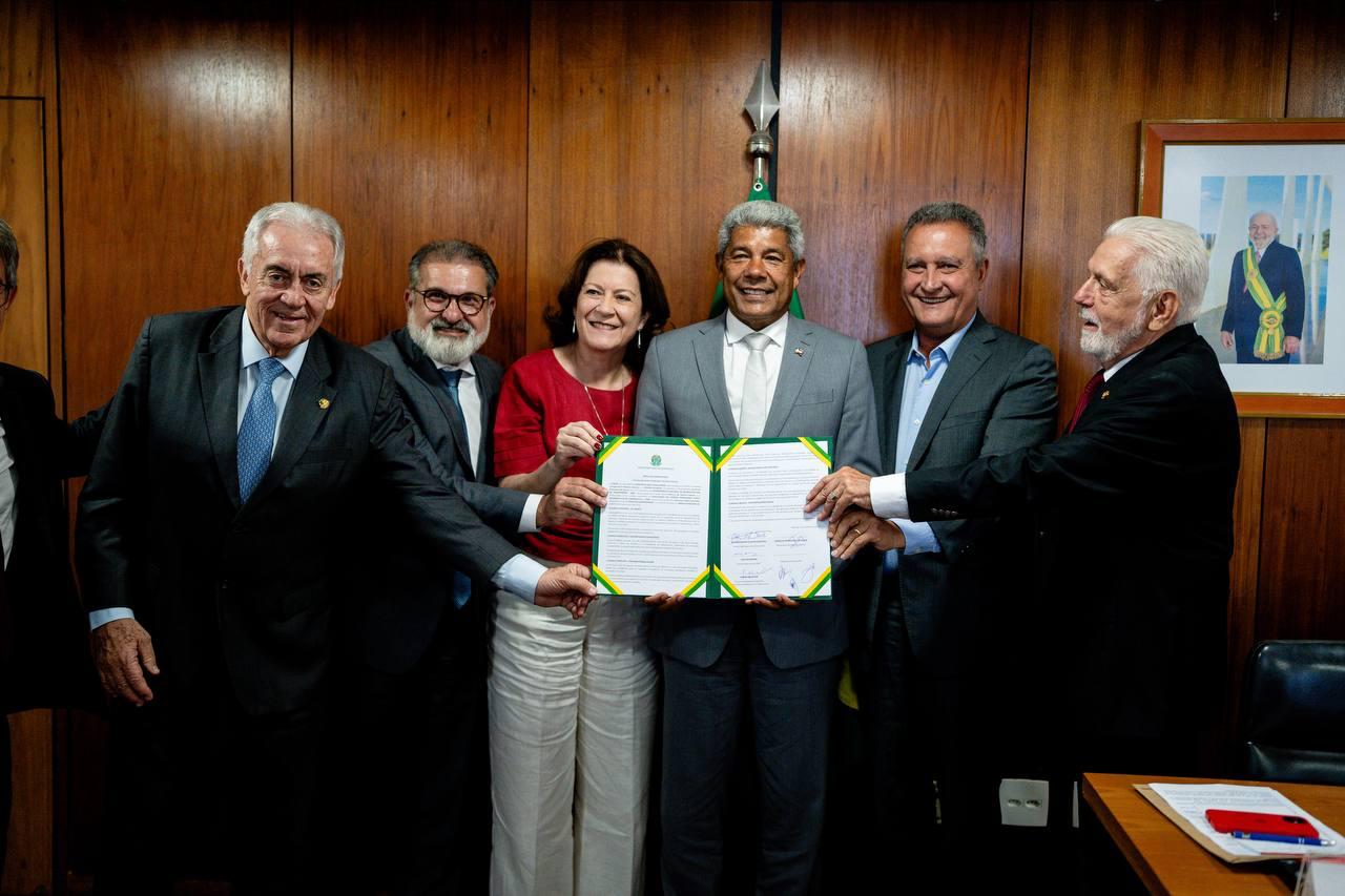 Em agenda com Jerônimo Rodrigues, Governo Federal formaliza destinação de R$ 3 bilhões para a Ponte Salvador–Itaparica