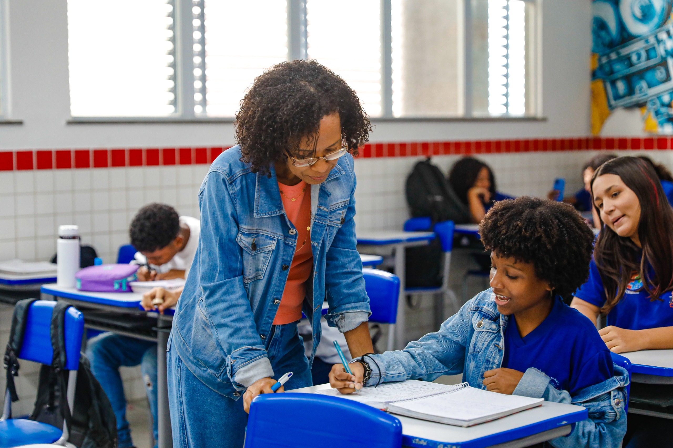 Professores e coordenadores pedagógicos aprovados em concurso da Educação do Edital nº 03/2022