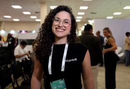 Na foto: Ana Luísa Queiroz, engenheira de desenvolvimento e aplicação. Foto: Wuiga Rubini/GOVBA 