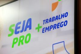 Governador e ministro do Trabalho e Emprego lançam programa nacional de qualificação profissional para a juventude