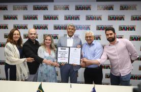 Assinatura de autorização - construção de ponte sobre o Rio São João, trecho: Caetité - acesso a BR-030. Fotos: Joá Souza/GOVBA