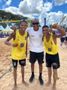 Fernando Gabriel e Sidney com Estácio Silva treinador no CBVP Sub-19 Brasília (1).jpeg