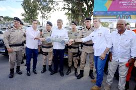 Governador inaugura DEAM em Feira de Santana e entrega 55 viaturas para a Polícia Militar