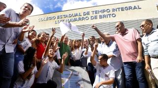 Governador entrega de 95 unidades habitacionais do Minha Casa, Minha Vida Bahia e nova escola de tempo integral em Jequié