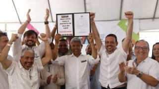 Pelotão da Polícia Militar, feira livre e campo de futebol são entregues pelo Estado em Encruzilhada