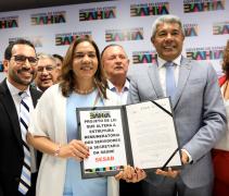 Governo do Estado propõe reajuste de 13,63% até 2026 para profissionais da saúde