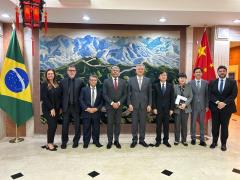 Audiência com o embaixador da China, Zhu Qingqiao. Foto: Eduardo Aiache/GOVBA