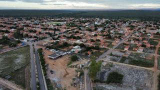 Jerônimo Rodrigues inaugura recuperação do aeródromo e do trecho da BA-351 em Buritirama