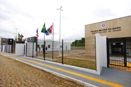 Governador autoriza nova sede de escola em tempo integral e entrega unidade integrada de segurança em Itamari