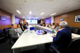 Governador recebe prefeito de Itororó para tratar de novos investimentos