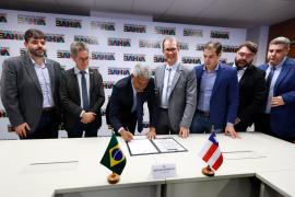 Reunião com o prefeito de Teixeira de Freitas. Foto: Joá Souza/GOVBA