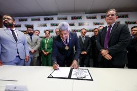 Estado assina termo de entrega das chaves do Palacete Saldanha para construção da nova Caixa Cultural de Salvador