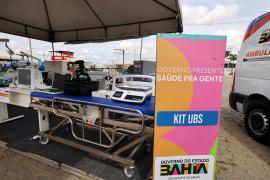 Em agenda regionalizada, governador entrega obras, equipamentos e assina pacote de obras para Adustina
