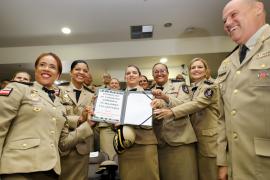 Sanção da lei que cria novos comandos regionais e cargos para a Polícia Militar da Bahia. Foto: Wuiga Rubini/GOVBA