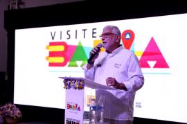 Na foto Divaldo Borges, diretor de Regulação e Certificação de Serviços Turísticos da Setur-BA. Foto: Matheus Landim/GOVBA