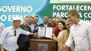 Assinaturas Seinfra/Conder e autorização de editais. Foto: Joá Souza/GOVBA  