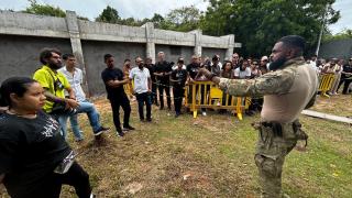 ‘De Olho na Segurança’: Segundo dia do workshop simula coberturas de alto risco e avalia práticas jornalísticas