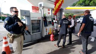 Fiscalização preço de combustíveis - Procon-BA. Foto: Feijão Almeida/GOVBA